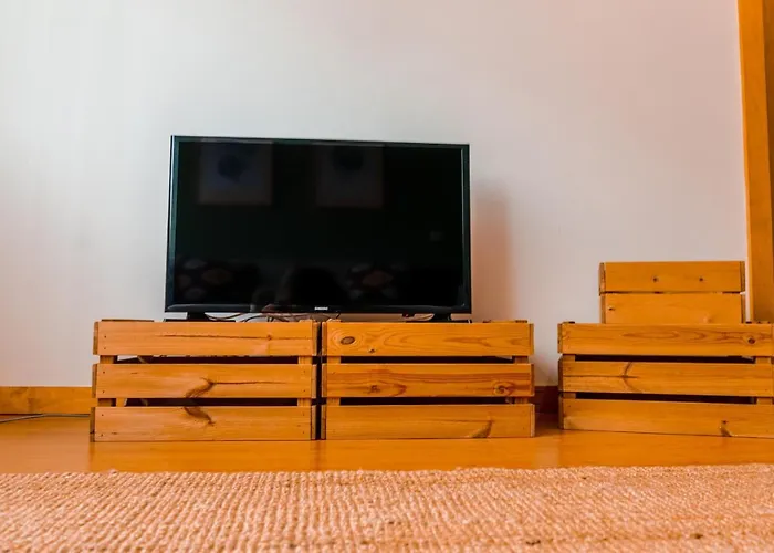 Bright In The Heart Of Lapa - 5min Walk To Metro! *